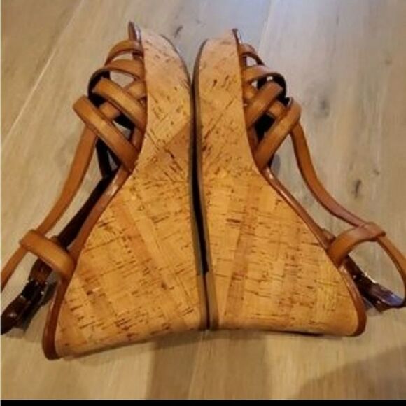 Lauren Ralph Lauren Brown Wedge Sandal Siz… - Picture 3 of 7